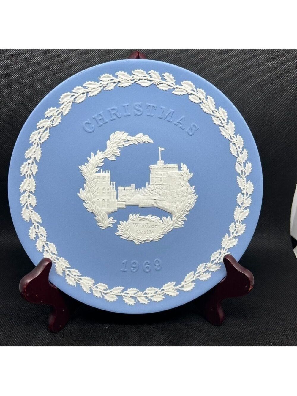 Vintage Wedgwood Blue Jasperware 1969 Christmas Plate Windsor Castle First Issue